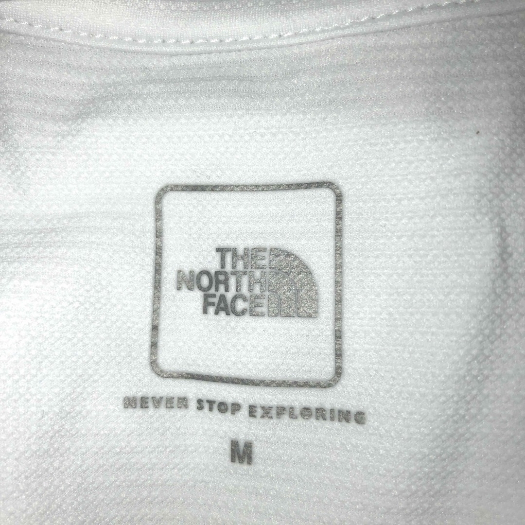 THE NORTH FACE(ザノースフェイス)のTHE NORTH FACE ノースリーブシャツ レディース M ホワイト スポーツ/アウトドアのランニング(ウェア)の商品写真