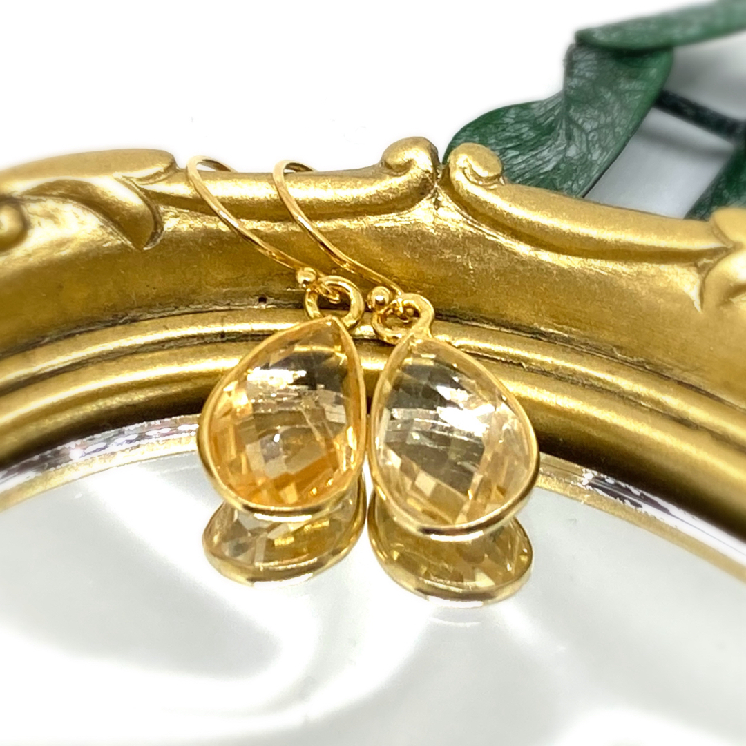 【天然石】宝石質シトリンのピアス(イヤリング変更可) レディースのアクセサリー(ピアス)の商品写真