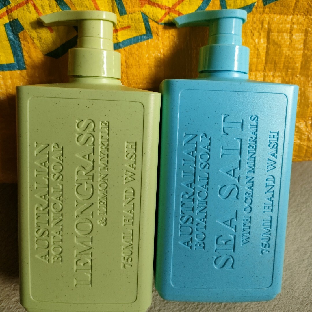 コストコ(コストコ)のオーストラリアンボタニカルハンドソープ (２種類の香り)750mL x ２個 コスメ/美容のボディケア(ボディソープ/石鹸)の商品写真