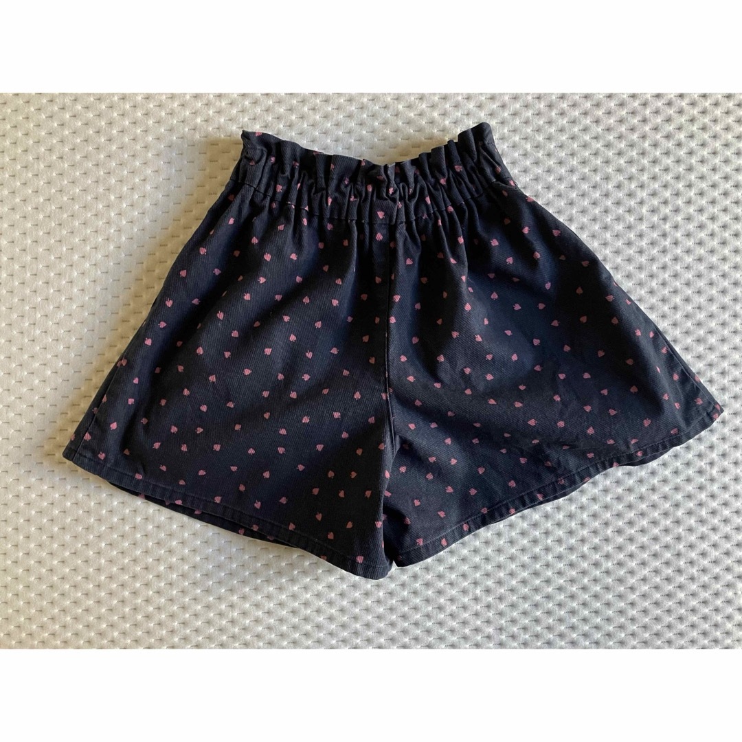 【送料込】GU スペード柄キュロット130 キッズ/ベビー/マタニティのキッズ服女の子用(90cm~)(スカート)の商品写真