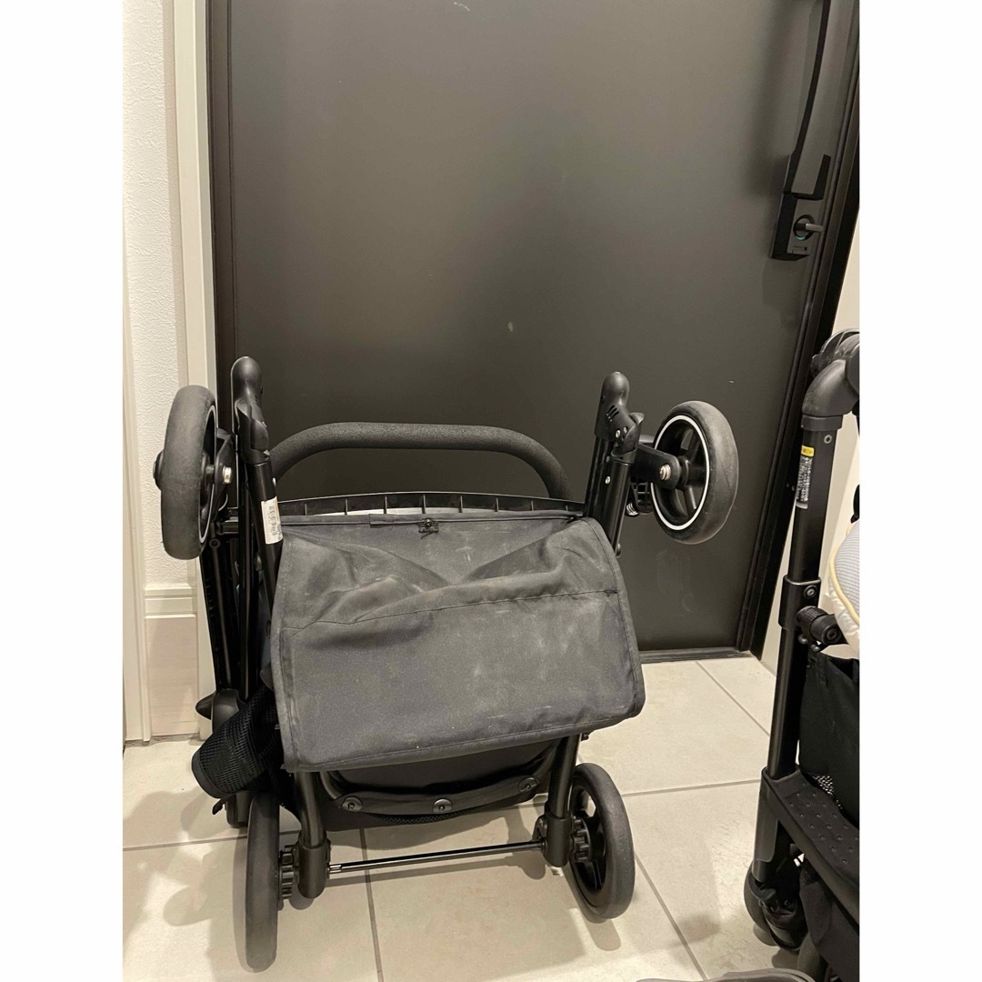 cybex(サイベックス)の【お値下げ】gb FLAM ライトカラー　日本未発売モデル キッズ/ベビー/マタニティの外出/移動用品(ベビーカー/バギー)の商品写真