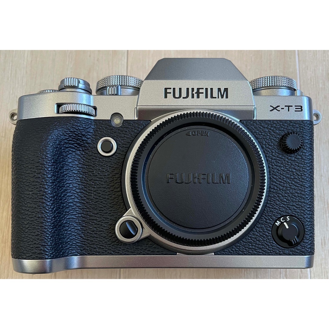 FUJIFILM X-T3 ボディ シルバースマホ/家電/カメラ