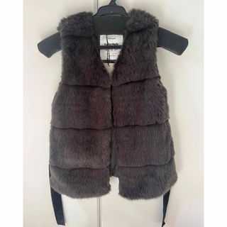 ザラキッズ(ZARA KIDS)の新品 ZARA girls ファー ベスト ジレ(ジャケット/上着)