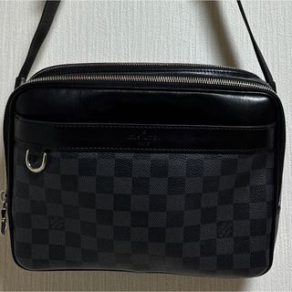 ルイヴィトン(LOUIS VUITTON)のLOUIS VUITTON グラフィット トロカデロ メッセンジャーPM(ショルダーバッグ)