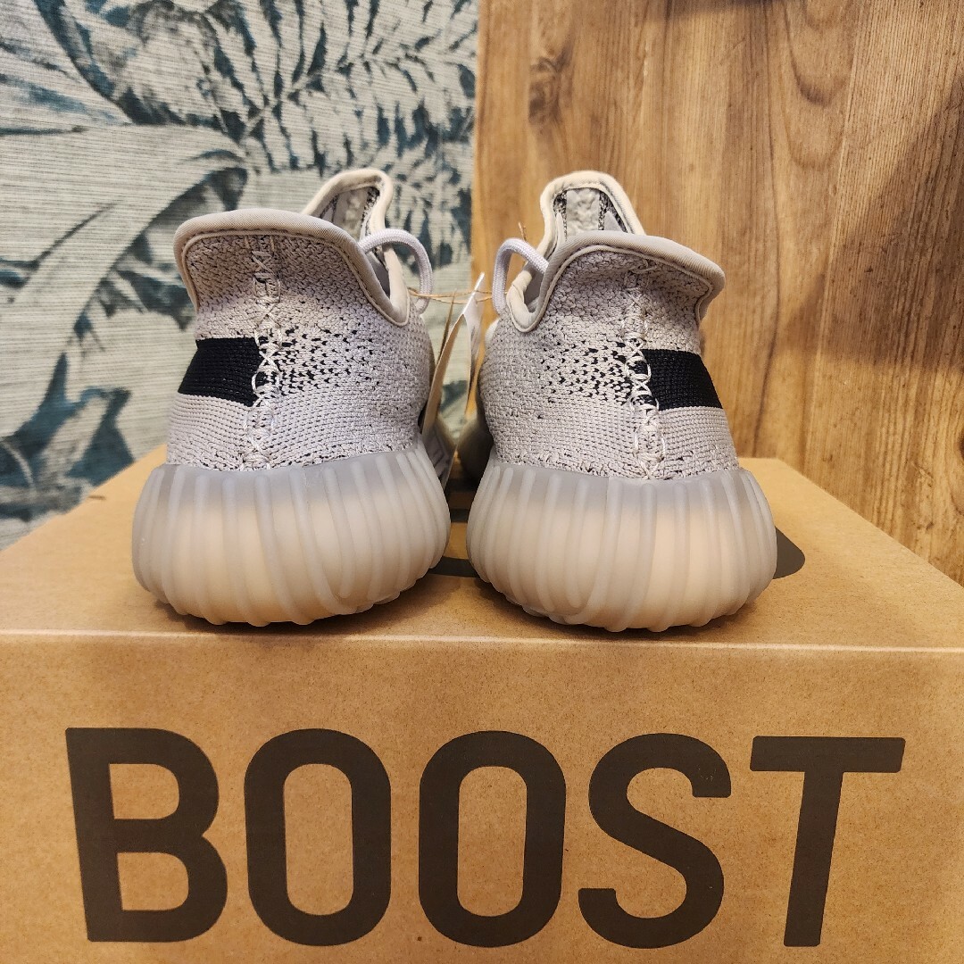YEEZY(adidas) - アディダス イージー ブースト 350 V2 YEEZY(adidas) - アディダス イージー ブースト 350 V2