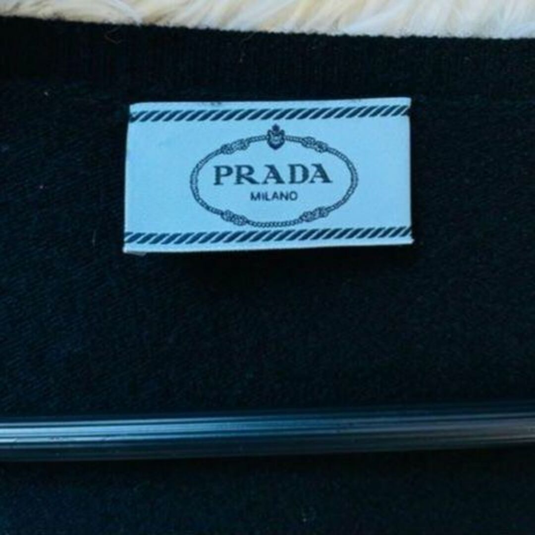 PRADA(プラダ)の【PRADA】プラダ カシミヤ混Vネックニットセーター 36 レディース レディースのトップス(ニット/セーター)の商品写真