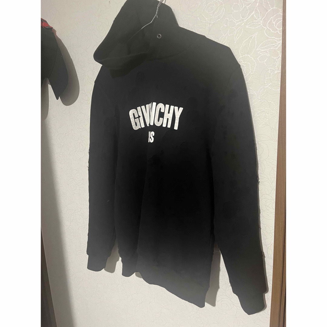 GIVENCHY(ジバンシィ)のジバンシィ　デストロイ　パーカー メンズのトップス(パーカー)の商品写真