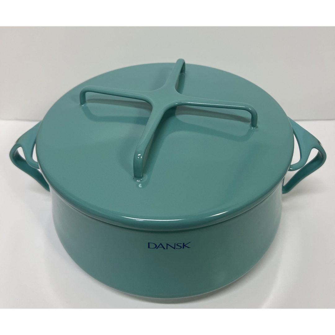 DANSK(ダンスク)の新品　未使用品✴︎DANSK ホーロー鍋 インテリア/住まい/日用品のキッチン/食器(鍋/フライパン)の商品写真