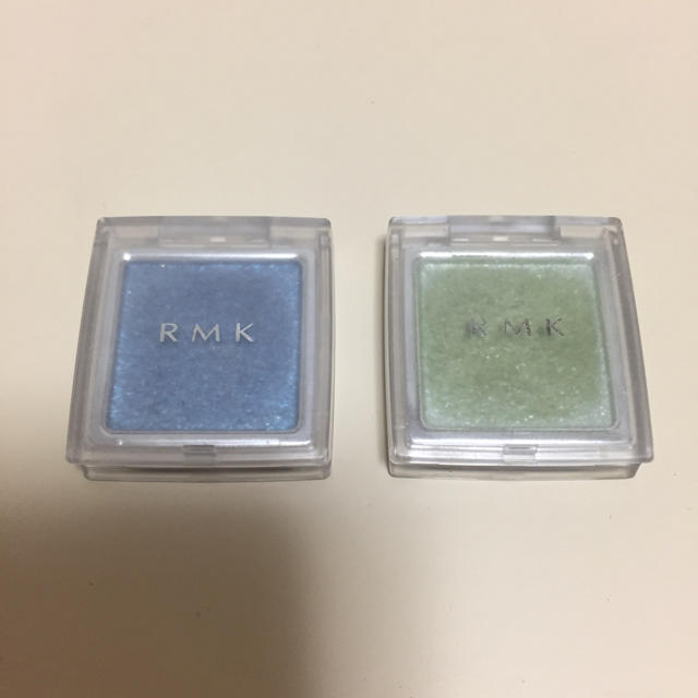 RMK(アールエムケー)のかっち様 専用 RMK アイシャドウ 1.ブルーsold out/2.グリーン コスメ/美容のベースメイク/化粧品(アイシャドウ)の商品写真