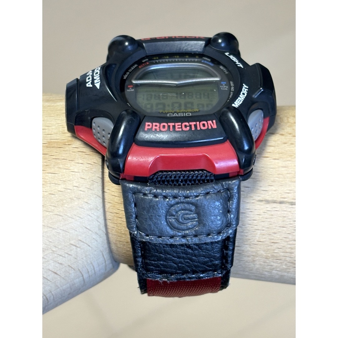 G-SHOCK - G-SHOCK/ビンテージ/DW-9100/温度計/ライズマン/赤黒 G-SHOCK - G-SHOCK/ビンテージ/DW-9100/温度計/ライズマン/赤黒