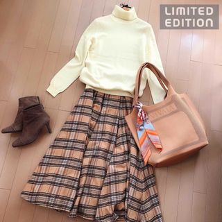 セイブヒャッカテン(西武百貨店)の【美品】LIMITED EDITION カシミヤ100%❤︎ニット 40 黄色(ニット/セーター)