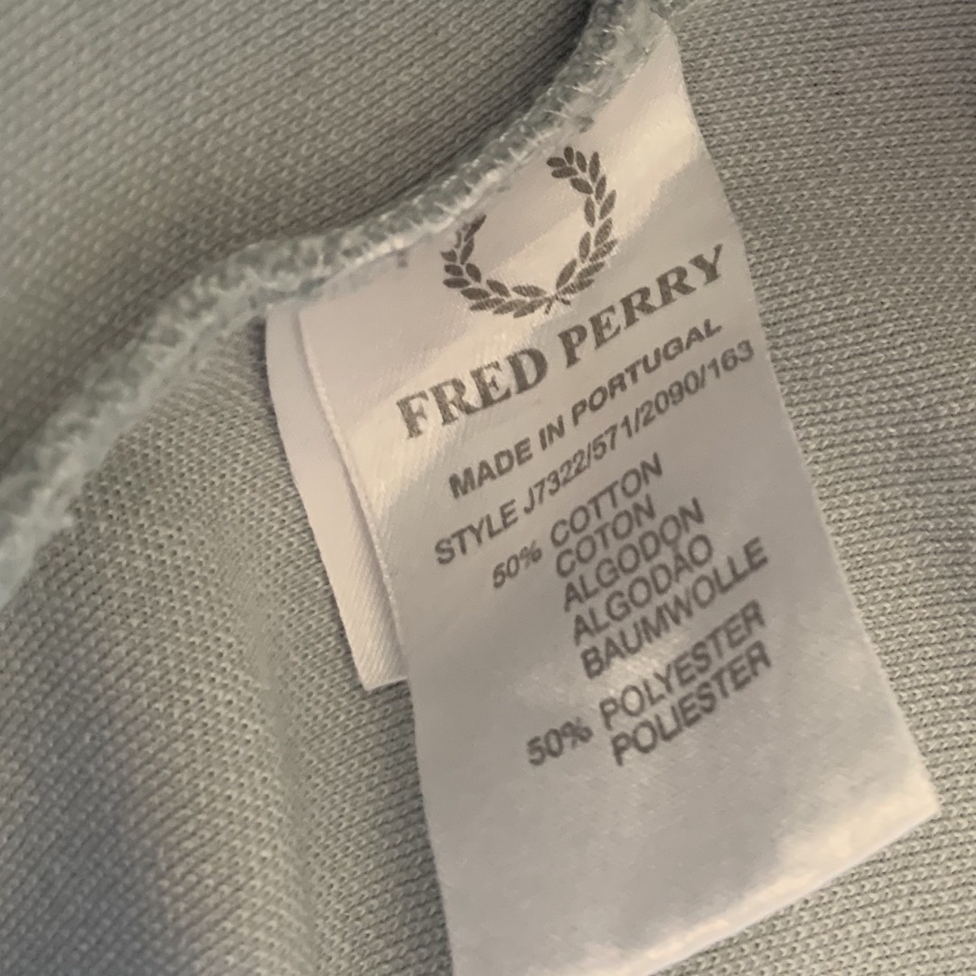 FRED PERRY(フレッドペリー)の古着　FRED PERRY トラックジャケット ジャージ xs メンズのトップス(ジャージ)の商品写真