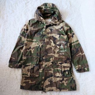 ヒステリックグラマー(HYSTERIC GLAMOUR)のレア【ヒスガール】ヒステリックグラマー　ヒスガールシルエット　迷彩　モッズコート(モッズコート)