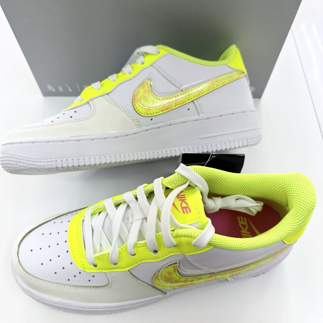 NIKE - ナイキ AIR FORCE1 LV8 GS エアフォース1 イエロー 25cmの通販 ...