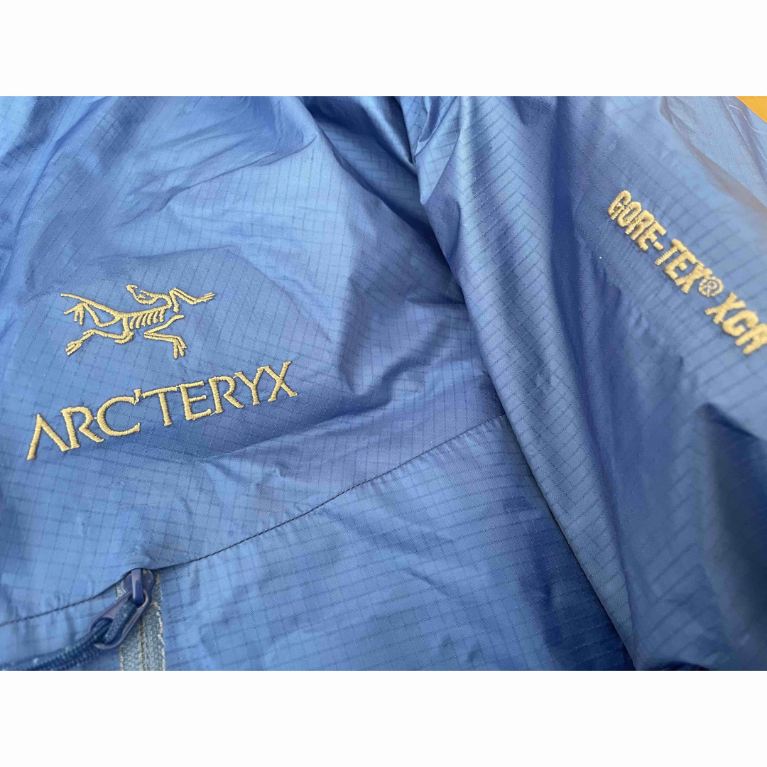 ARC'TERYX - 【90s ヴィンテージ】金刺繍 アークテリクス ARC'TERYX - 【90s ヴィンテージ】金刺繍 アークテリクス