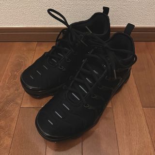 ナイキ(NIKE)の【米津玄師 着用】Nike Air VaporMax Plus トリプルブラック(スニーカー)