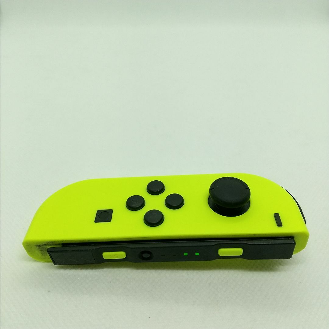 Nintendo Switch(ニンテンドースイッチ)の【希少】②Switch ジョイコン　ネオンイエロー左のみ(L)【任天堂純正品】黄 エンタメ/ホビーのゲームソフト/ゲーム機本体(家庭用ゲーム機本体)の商品写真