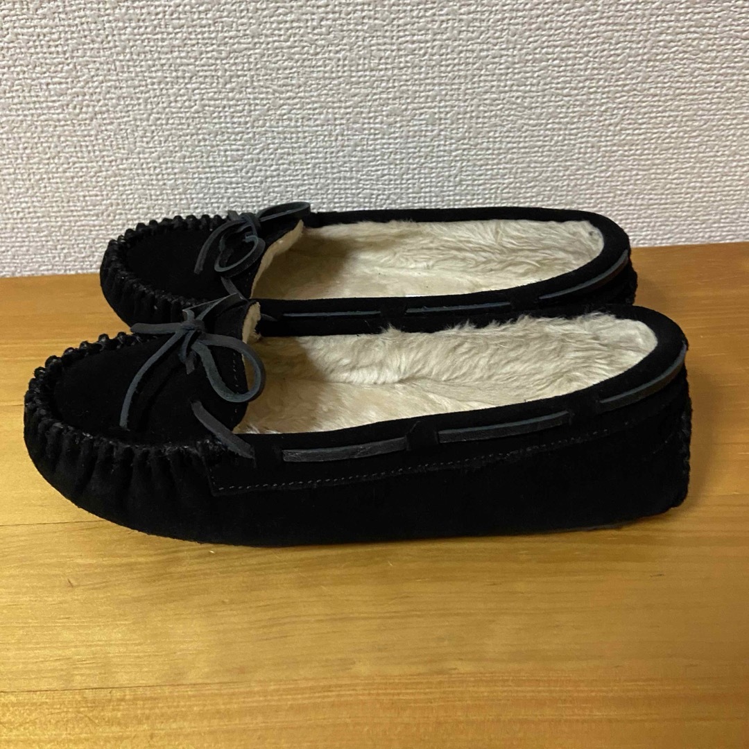 Minnetonka(ミネトンカ)のミネトンカ　モカシン　ブラック　6 レディースの靴/シューズ(スリッポン/モカシン)の商品写真