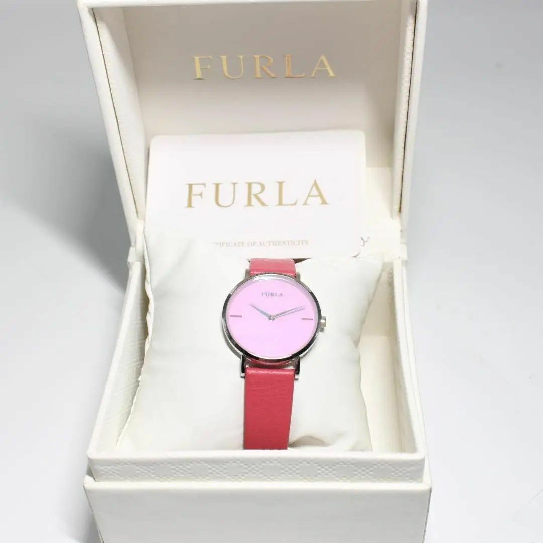 新同品 フルラ FURLA 革ベルト レディース クォーツ腕時計 箱・カード