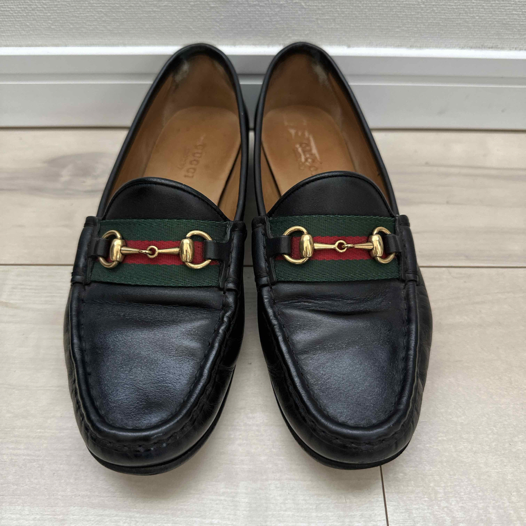 Gucci(グッチ)のGucci グッチ ウェブ付ホースビット ウィメンズ ローファー レディースの靴/シューズ(ローファー/革靴)の商品写真