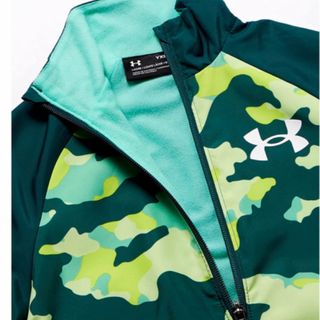 アンダーアーマー(UNDER ARMOUR)のアンダーアーマー 迷彩 カモフラージュ柄 ウーブンアウター (ジャケット/上着)