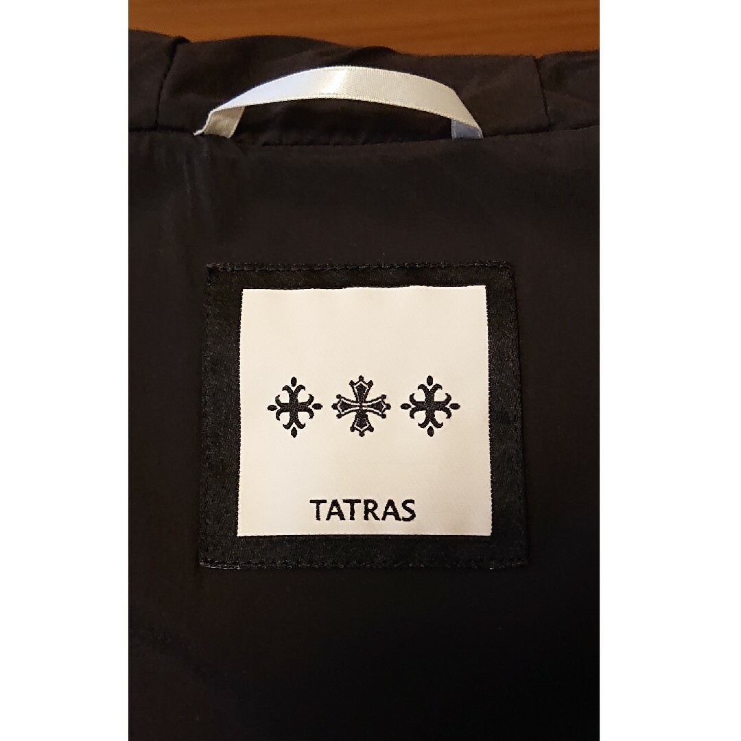 TATRAS(タトラス)のTATRAS　ダウンベスト　チャコールグレー レディースのジャケット/アウター(ダウンベスト)の商品写真