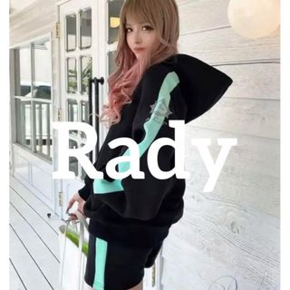 レディー(Rady)のRady まふまふコラボ　サイドラインショート　セットアップ　パーカー　レディー(セット/コーデ)