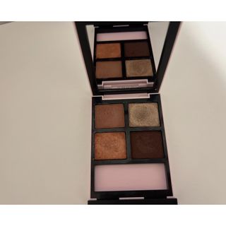 トムフォードビューティ(TOM FORD BEAUTY)のアイカラークォード　01CR フォビドゥンピンク(アイシャドウ)