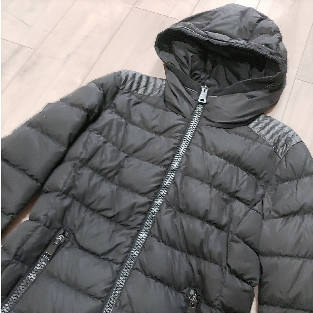 MONCLER(モンクレール)の【正規品】モンクレール　ダウンコート　レディース　2　クリーニング済 レディースのジャケット/アウター(ダウンコート)の商品写真