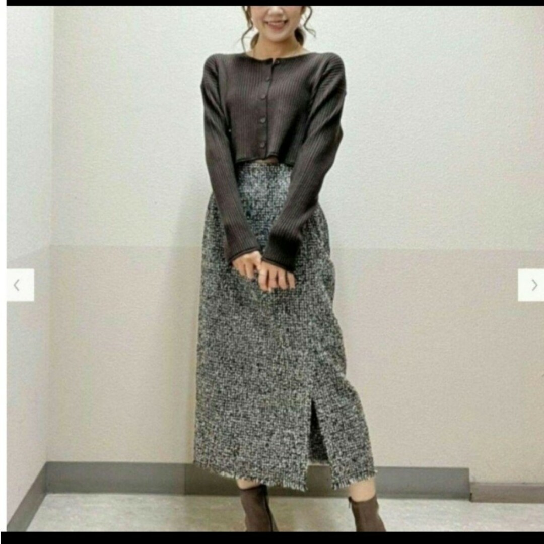 GU(ジーユー)のL 　ブラック　ツイーディミディスカート　ユニクロ　ZARA H&M レディースのスカート(ロングスカート)の商品写真
