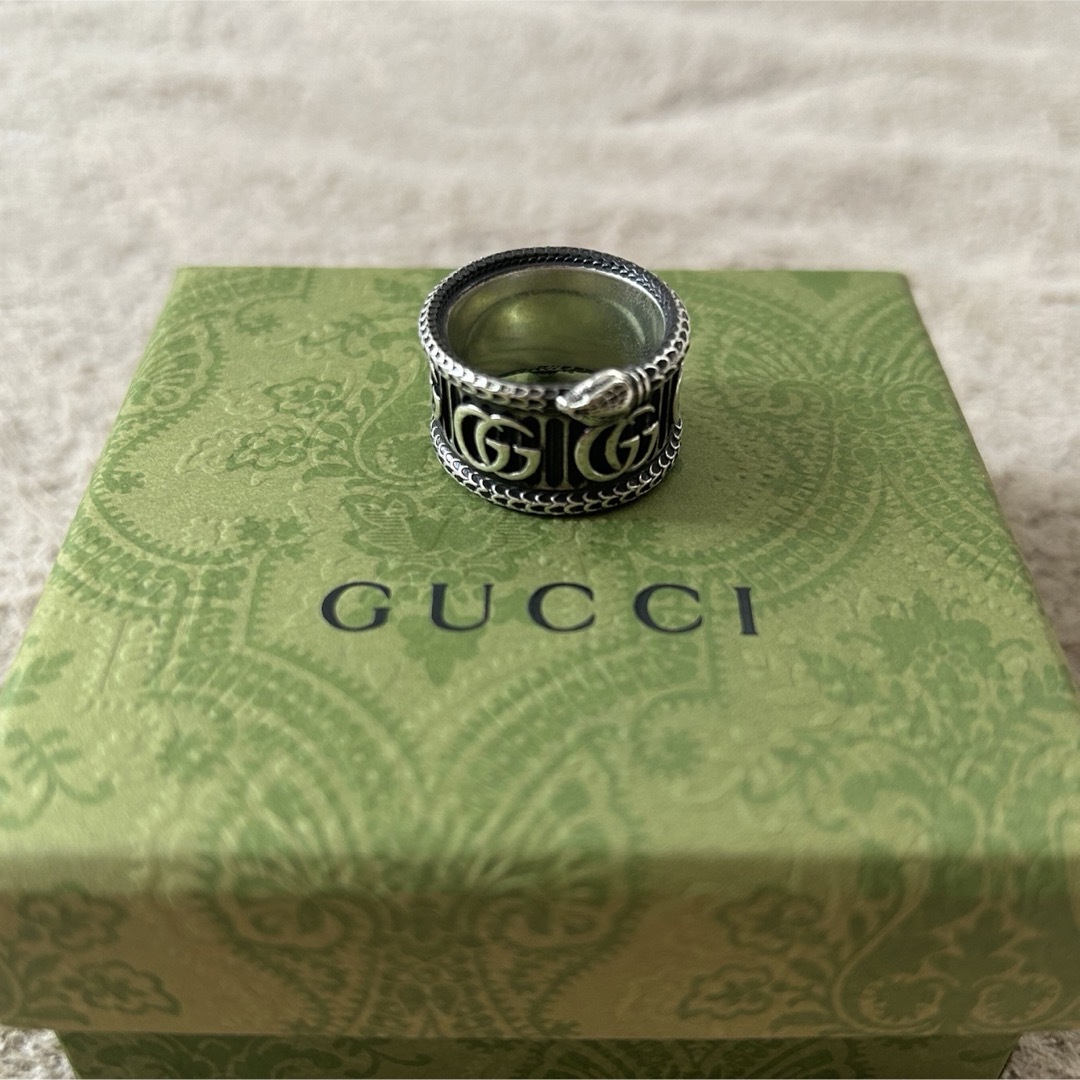 Gucci(グッチ)のGUCCI　グッチガーデン　シルバースネークリング メンズのアクセサリー(リング(指輪))の商品写真