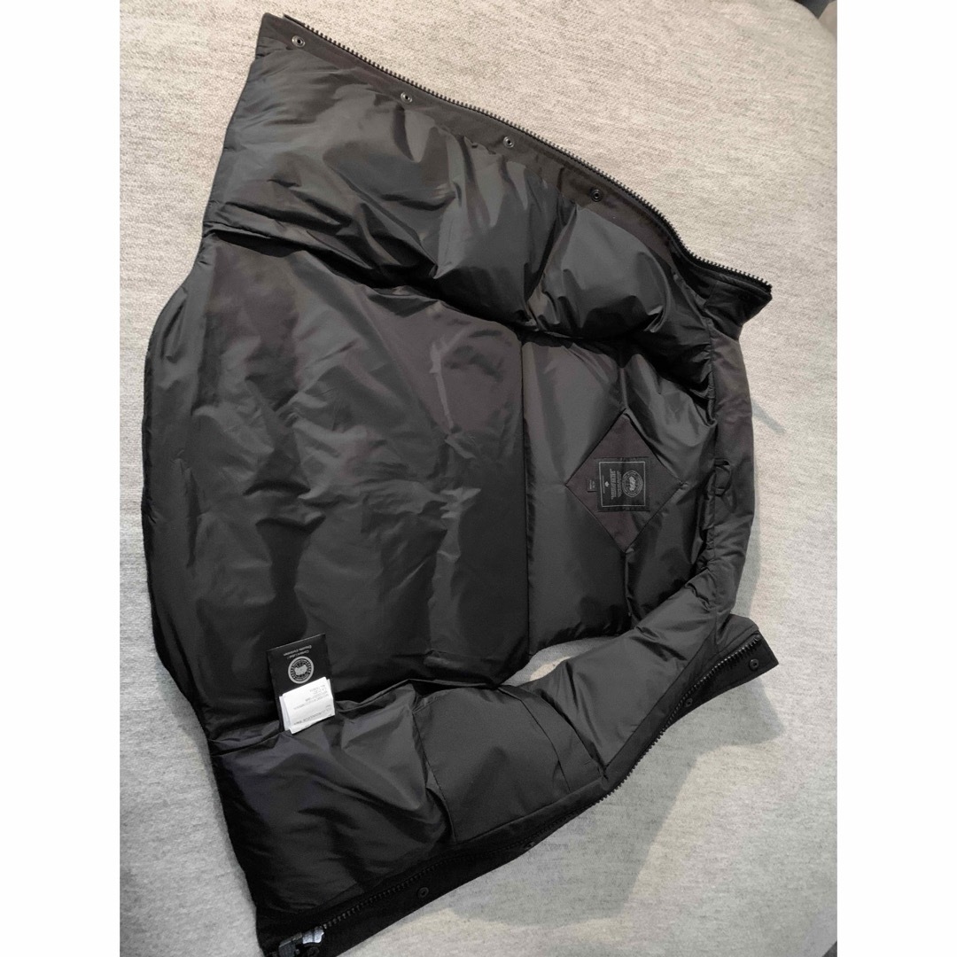 CANADA GOOSE(カナダグース)のカナダグース Garson Vest Black Label メンズのジャケット/アウター(ダウンベスト)の商品写真
