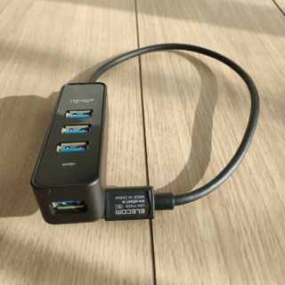 エレコム(ELECOM)のU3H-T405BBK マグネット付き 4ポート USB3.0 ハブ(PC周辺機器)