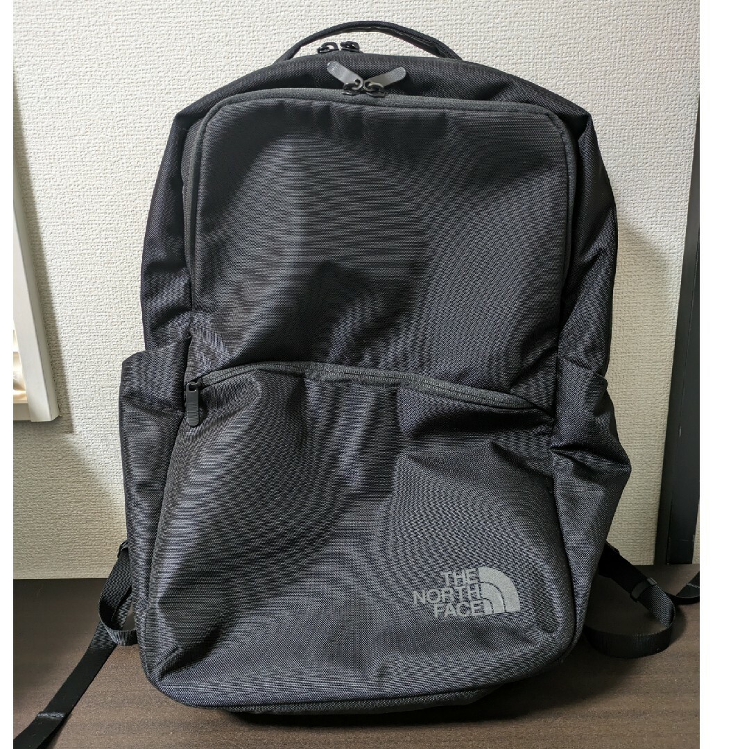 THE NORTH FACE(ザノースフェイス)のノースフェイス　シャトルデイパック　24.5 メンズのバッグ(バッグパック/リュック)の商品写真