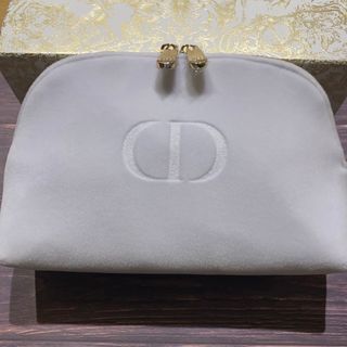 ディオール(Dior)の【新品】DIOR ポーチ　白(ポーチ)