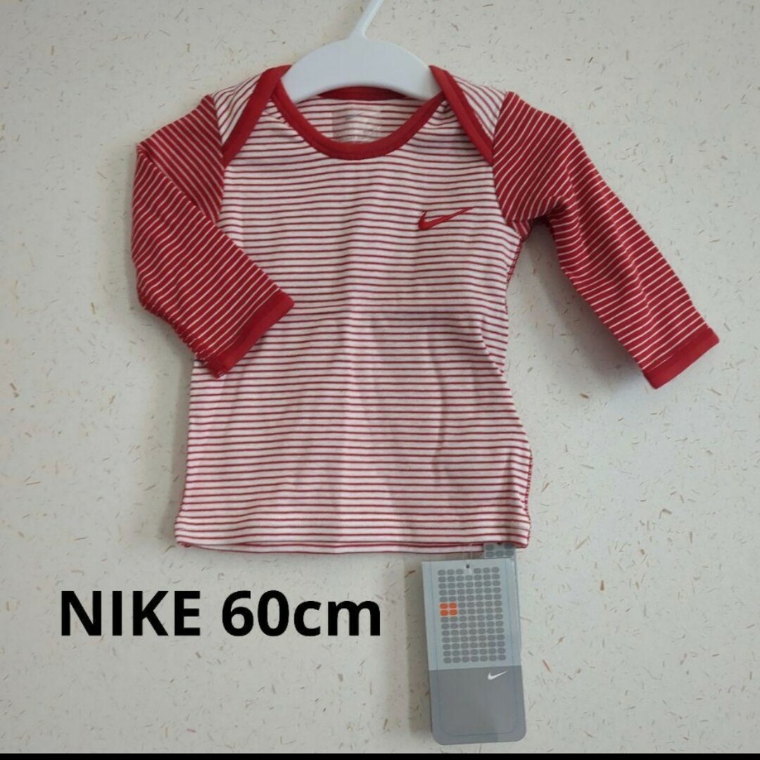 NIKE(ナイキ)のNIKE60cm長袖Tシャツ 　吸湿速乾 キッズ/ベビー/マタニティのベビー服(~85cm)(Ｔシャツ)の商品写真