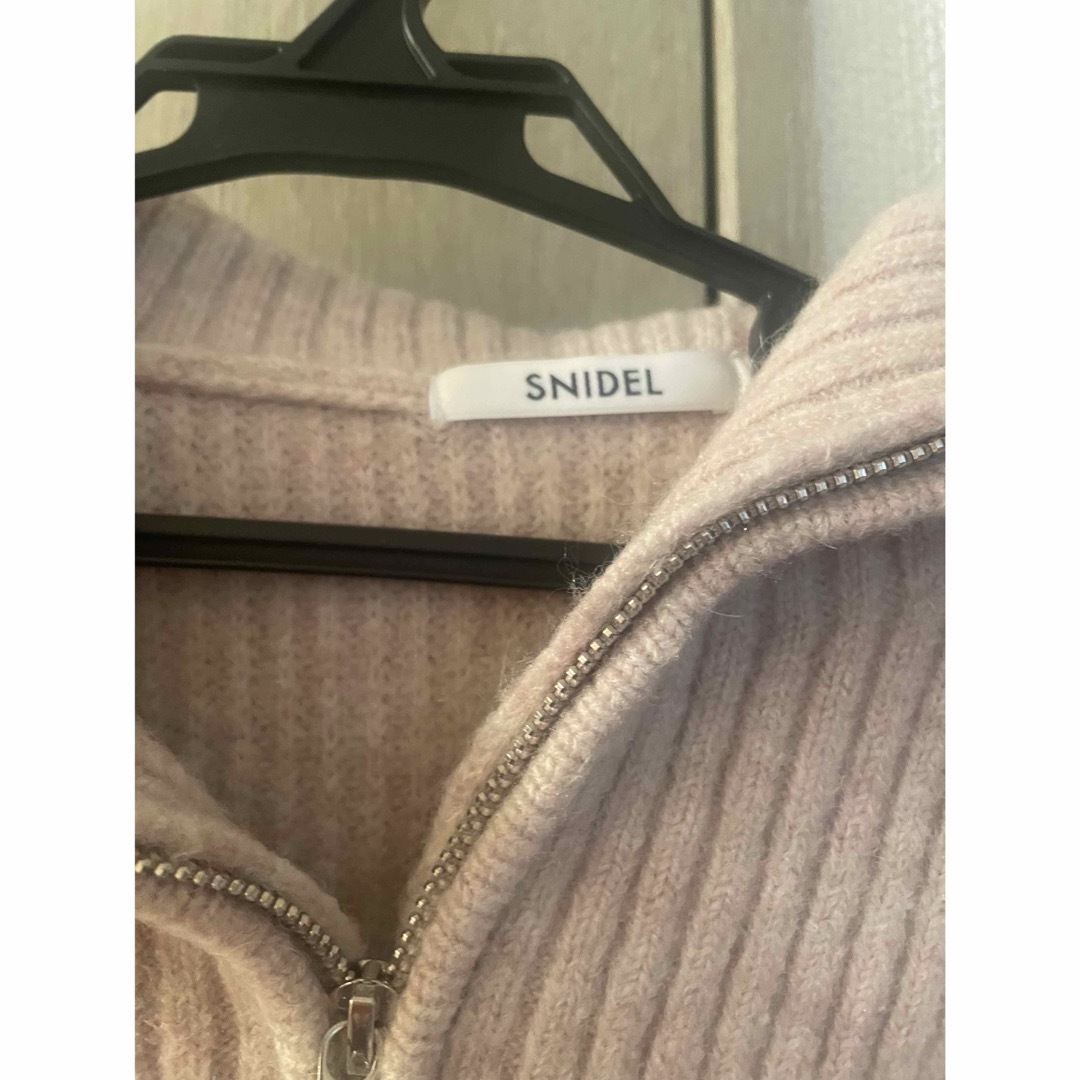 SNIDEL(スナイデル)のSNIDEL （スナイデル）スキッパーミニニットワンピ レディースのワンピース(ミニワンピース)の商品写真