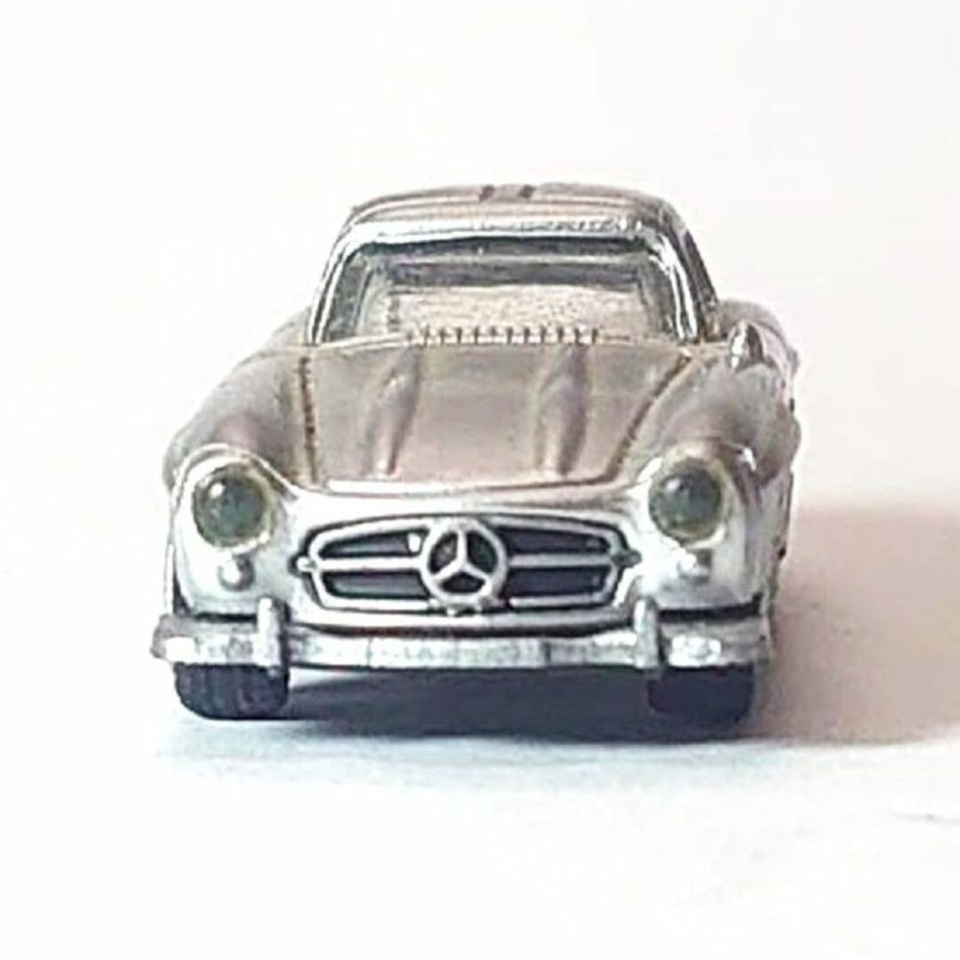 コカ・コーラ(コカコーラ)のミニカー　メルセデス ベンツ 300SL　シルバー　缶コーヒーおまけ エンタメ/ホビーのおもちゃ/ぬいぐるみ(ミニカー)の商品写真