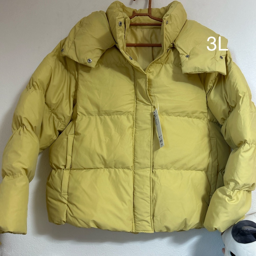 GU(ジーユー)の大きいサイズ  ヒートパデット ブルゾン  イエロー レディースのジャケット/アウター(ブルゾン)の商品写真
