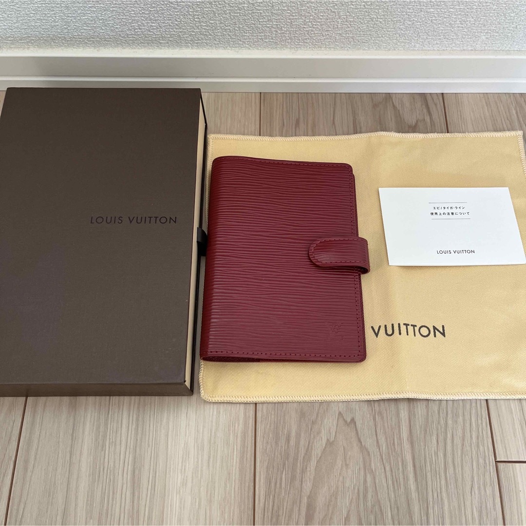 LOUIS VUITTON(ルイヴィトン)のルイヴィトン LOUIS VUITTON  エピ 手帳カバー ワインレッド  レディースのファッション小物(その他)の商品写真