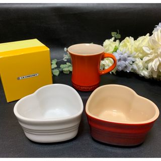 キッチン/食器【美品】ル・クルーゼ ピーコック350mlマグ2色セット