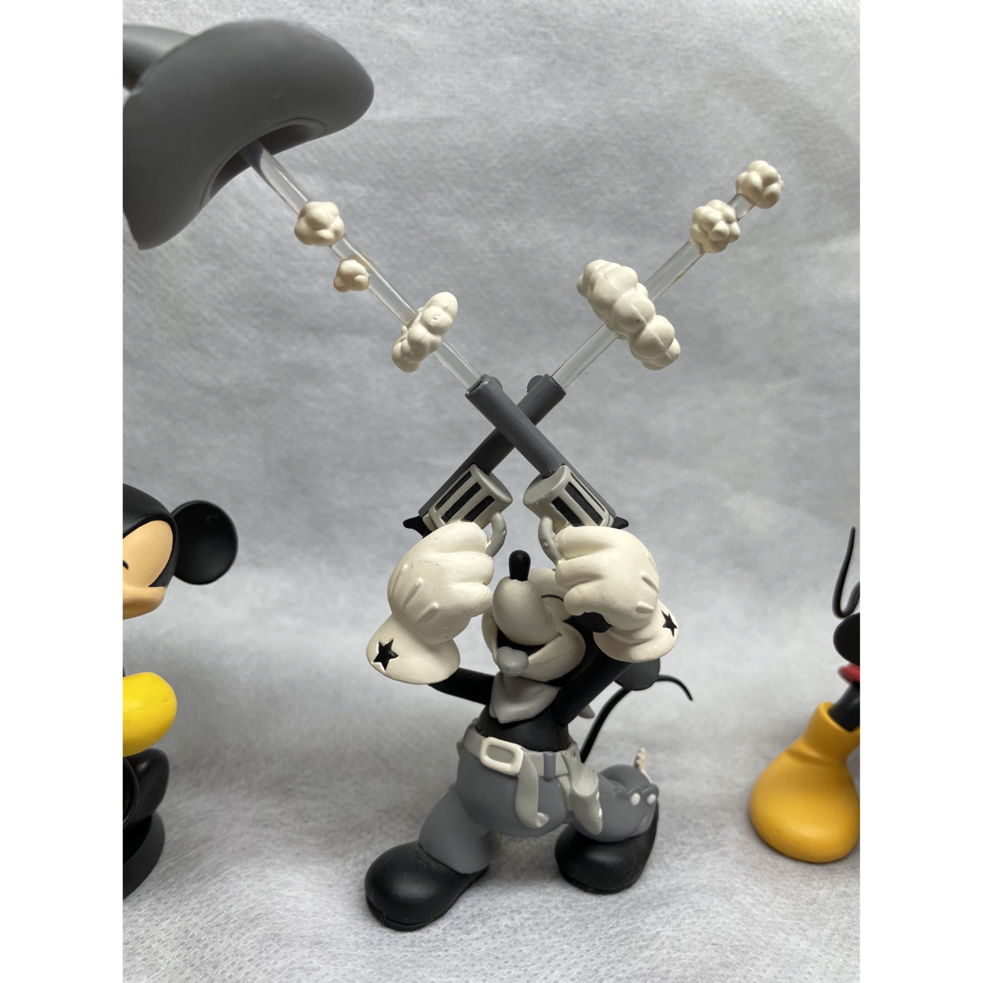 MEDICOM TOY(メディコムトイ)のRoen×MEDICOM TOY×Disney 4体セット ハンドメイドのおもちゃ(フィギュア)の商品写真