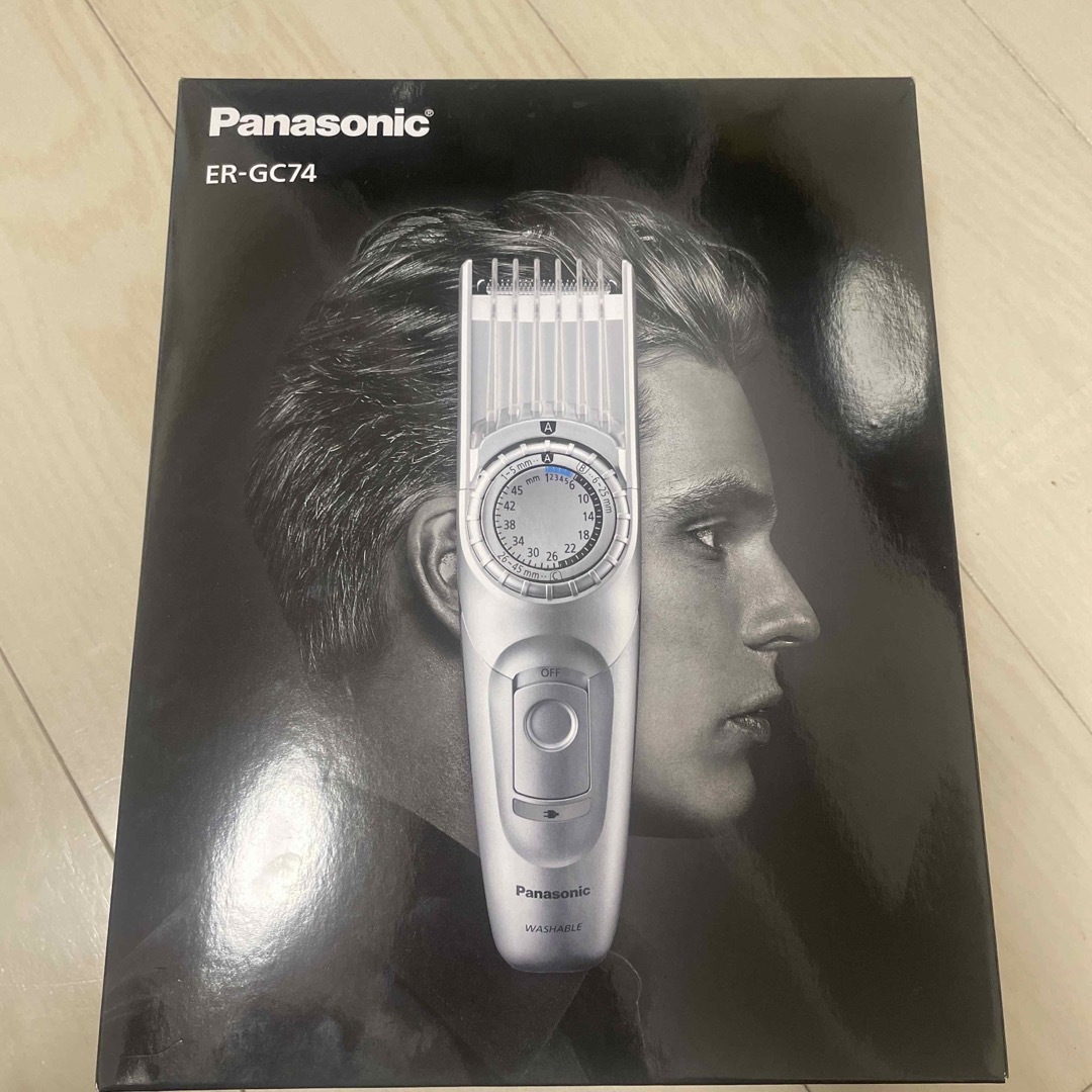 Panasonic(パナソニック)のパナソニック メンズグルーミング ヘアーカッター シルバー調 ER-GC74-S スマホ/家電/カメラの美容/健康(その他)の商品写真