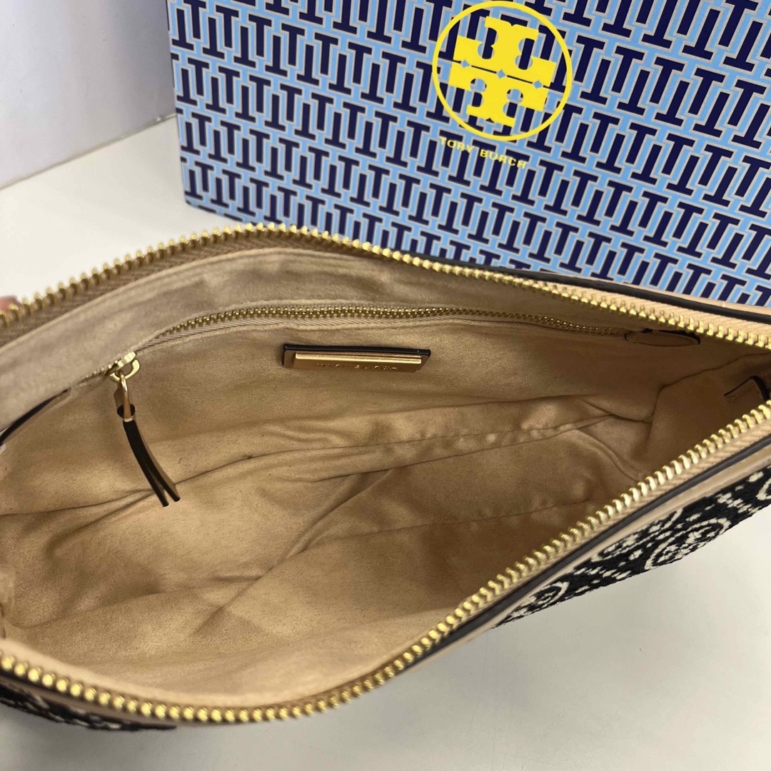 Tory Burch(トリーバーチ)のトリーバーチ Tモノグラム シェニールスタジオバッグ 2way 未使用品 レディースのバッグ(ハンドバッグ)の商品写真