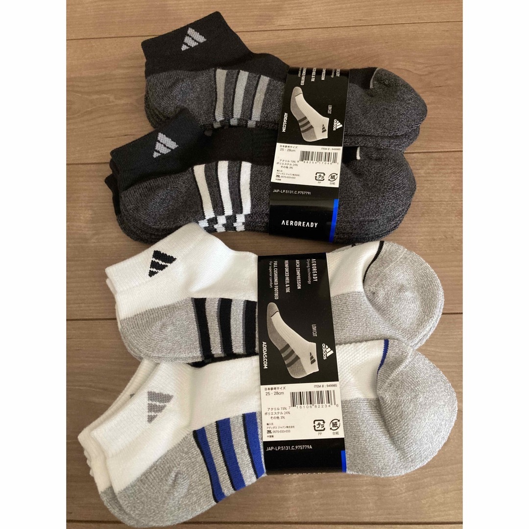 adidas(アディダス)の★新品　4足セット★コストコ　アディダス　メンズ　ソックス メンズのレッグウェア(ソックス)の商品写真