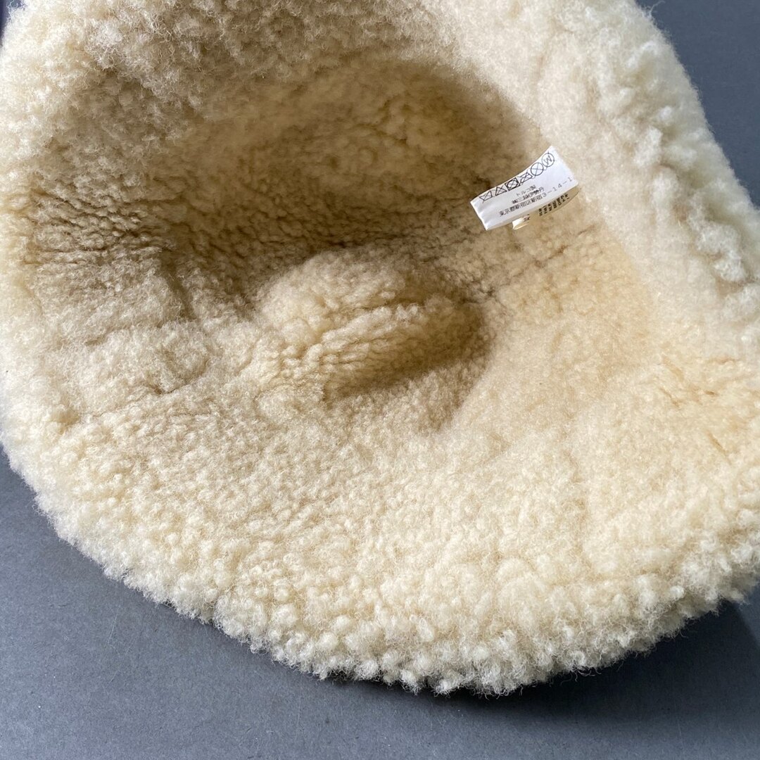 ACNE(アクネ)のA14 《美品》 Acne Studios アクネ ストゥディオズ ムートンバケットハット キャメル ラムレザー 帽子 羊革 HAT メンズの帽子(ハット)の商品写真