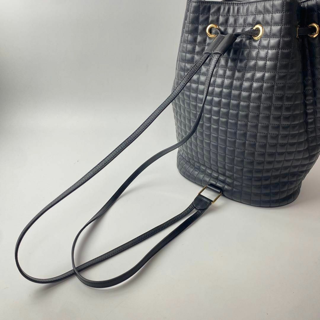 celine(セリーヌ)の美品 セリーヌ CELINE Cチャーム 巾着 リュック スモーク レディースのバッグ(リュック/バックパック)の商品写真