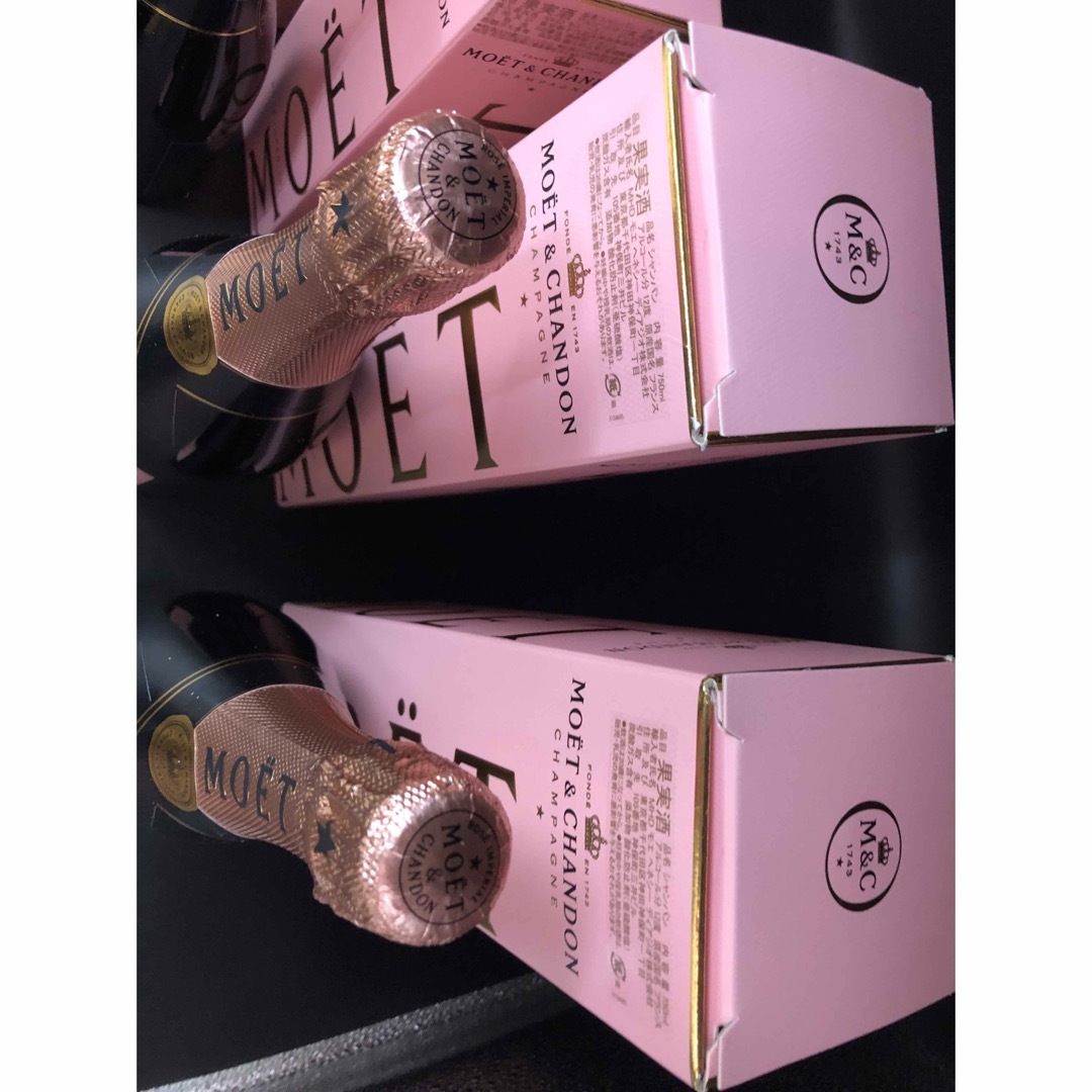 MOËT & CHANDON(モエエシャンドン)のH62 モエ エ シャンドン ロゼ アンぺリアル 750ml 375mlセット 食品/飲料/酒の酒(シャンパン/スパークリングワイン)の商品写真