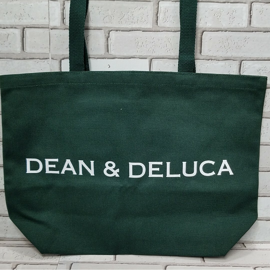 DEAN & DELUCA(ディーンアンドデルーカ)の【未使用品】DEAN & DELUCA トートバッグ　Lサイズ　チャリティー レディースのバッグ(トートバッグ)の商品写真