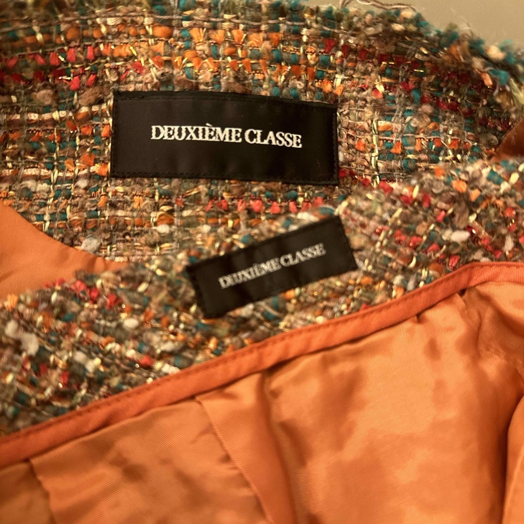 DEUXIEME CLASSE(ドゥーズィエムクラス)のDEUXIEME CLASSE ツイードジャケット&スカート　３６ レディースのジャケット/アウター(ノーカラージャケット)の商品写真